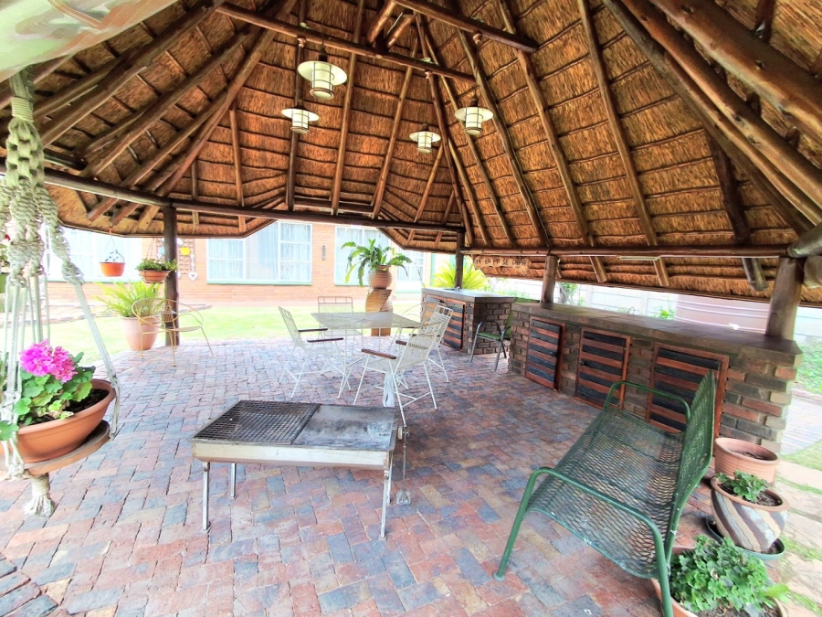 4 Bedroom Property for Sale in Vaalpark Free State